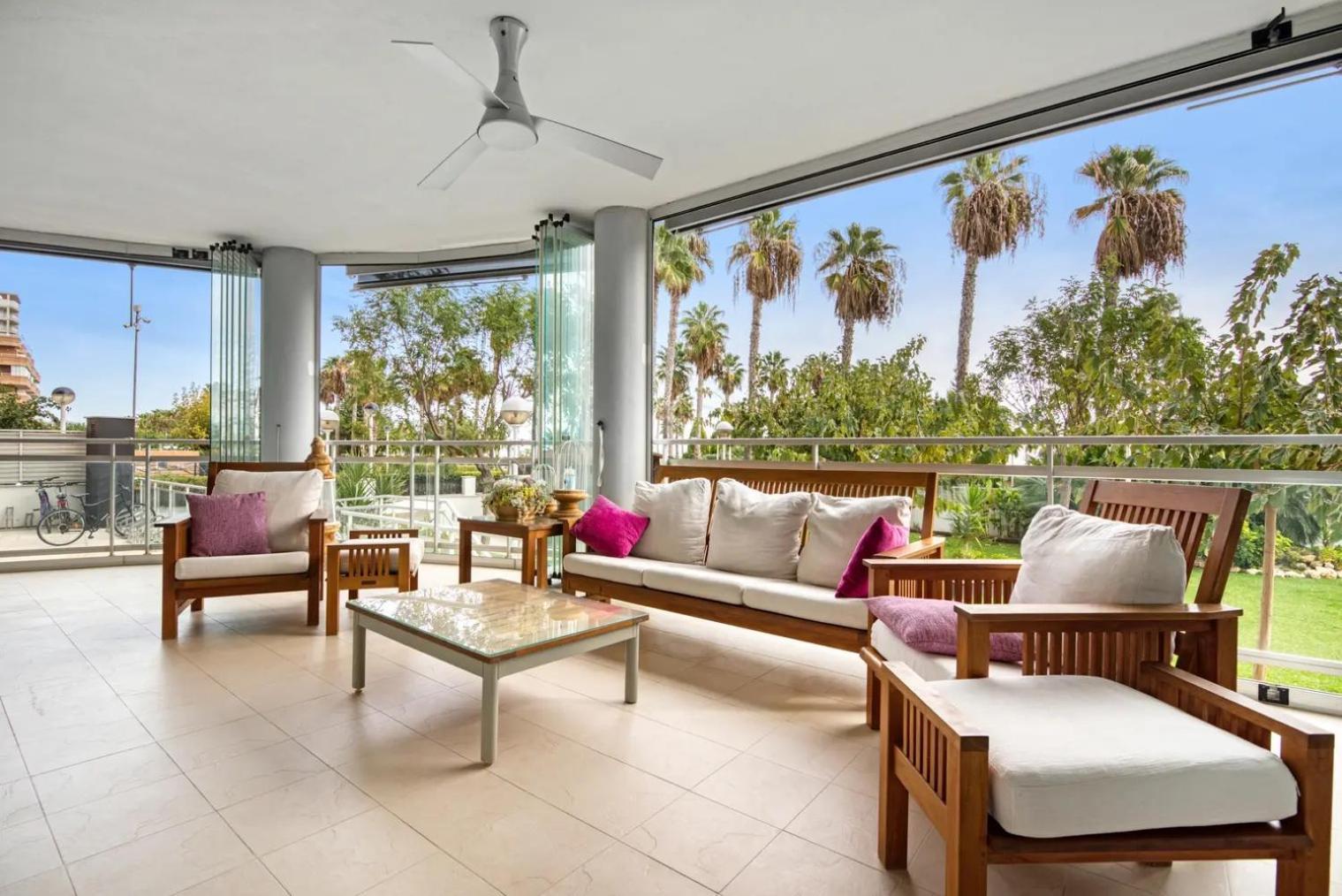 Apartamento Con Espectacular Terraza Frente Al Mar Oropesa del Mar Luaran gambar